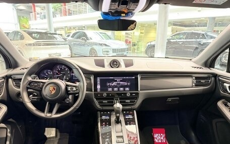 Porsche Macan I рестайлинг, 2025 год, 11 990 000 рублей, 12 фотография