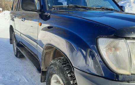 Toyota Land Cruiser 100 рестайлинг 2, 1998 год, 1 400 000 рублей, 2 фотография