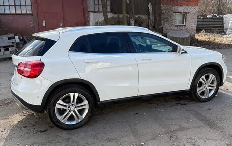 Mercedes-Benz GLA, 2016 год, 1 950 000 рублей, 13 фотография