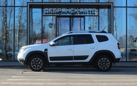 Renault Duster, 2022 год, 2 100 000 рублей, 2 фотография