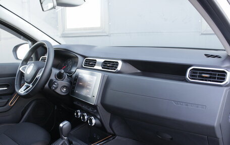 Renault Duster, 2022 год, 2 100 000 рублей, 5 фотография