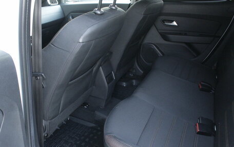 Renault Duster, 2022 год, 2 100 000 рублей, 22 фотография
