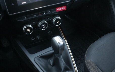 Renault Duster, 2022 год, 2 100 000 рублей, 19 фотография