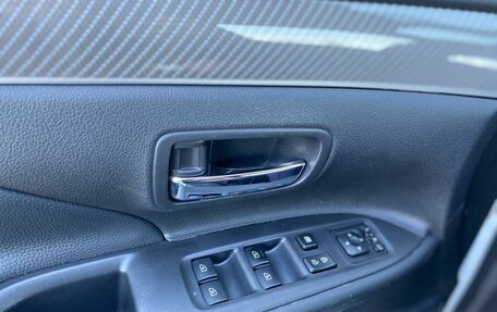 Mitsubishi Outlander III рестайлинг 3, 2021 год, 2 650 000 рублей, 14 фотография