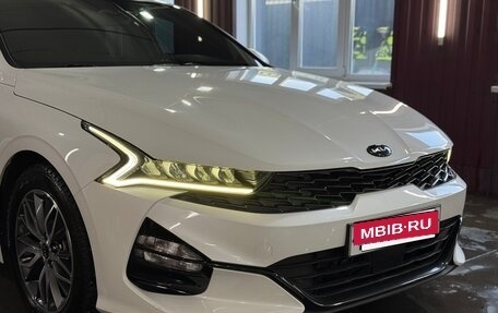 KIA K5, 2020 год, 2 350 000 рублей, 28 фотография