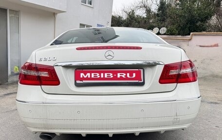 Mercedes-Benz E-Класс, 2011 год, 880 000 рублей, 7 фотография