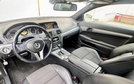 Mercedes-Benz E-Класс, 2011 год, 880 000 рублей, 12 фотография