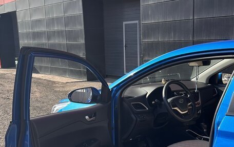 Hyundai Solaris II рестайлинг, 2017 год, 1 300 000 рублей, 7 фотография