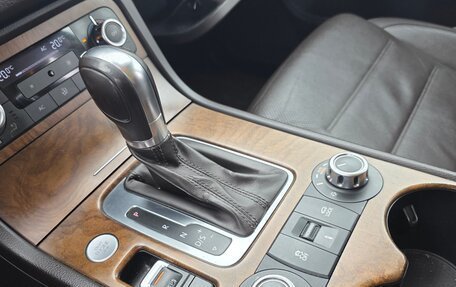 Volkswagen Touareg III, 2013 год, 2 600 000 рублей, 18 фотография