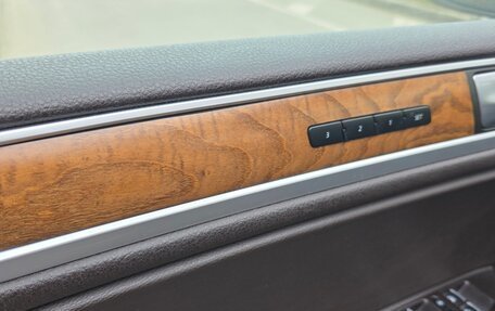 Volkswagen Touareg III, 2013 год, 2 600 000 рублей, 19 фотография