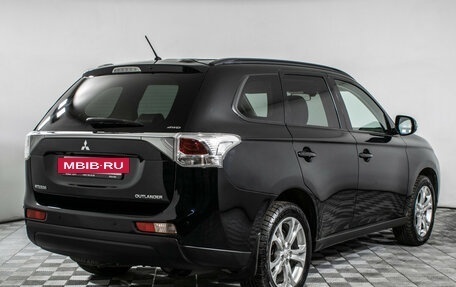 Mitsubishi Outlander III рестайлинг 3, 2012 год, 1 490 000 рублей, 5 фотография