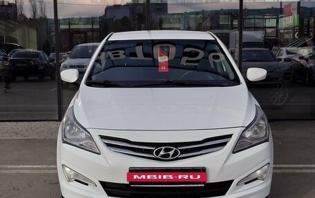 Hyundai Solaris II рестайлинг, 2014 год, 744 000 рублей, 2 фотография