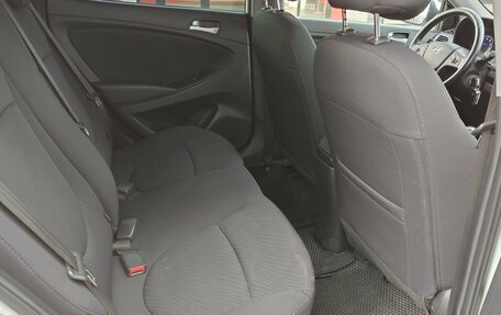 Hyundai Solaris II рестайлинг, 2014 год, 744 000 рублей, 17 фотография