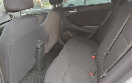 Hyundai Solaris II рестайлинг, 2014 год, 744 000 рублей, 16 фотография