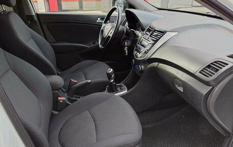 Hyundai Solaris II рестайлинг, 2014 год, 744 000 рублей, 15 фотография