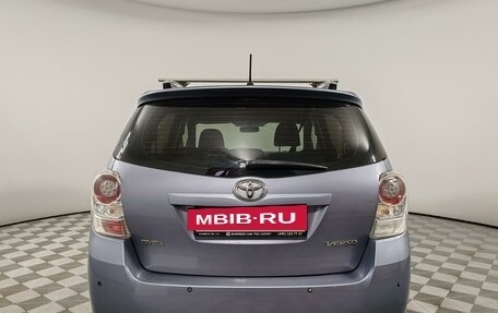 Toyota Verso I, 2011 год, 999 000 рублей, 6 фотография