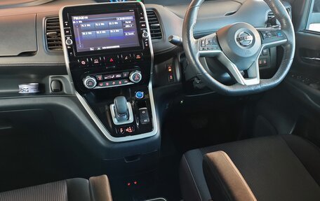 Nissan Serena IV, 2018 год, 2 200 000 рублей, 16 фотография