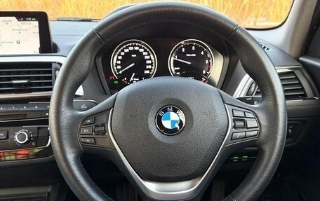 BMW 1 серия, 2017 год, 1 580 000 рублей, 15 фотография