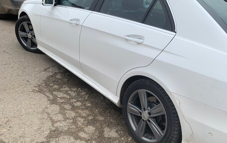 Mercedes-Benz E-Класс, 2013 год, 2 100 000 рублей, 4 фотография