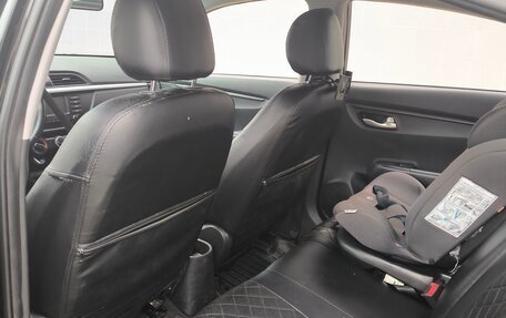 KIA Rio IV, 2018 год, 1 300 000 рублей, 10 фотография