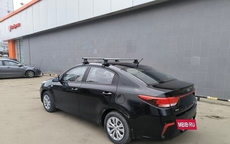 KIA Rio IV, 2018 год, 1 300 000 рублей, 6 фотография