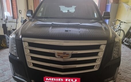Cadillac Escalade IV, 2019 год, 7 000 000 рублей, 2 фотография