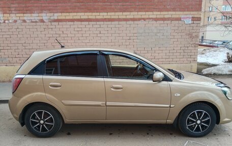 KIA Rio II, 2010 год, 600 000 рублей, 5 фотография