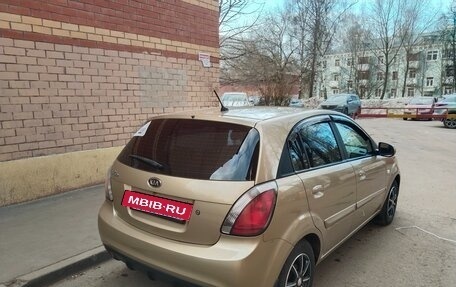KIA Rio II, 2010 год, 600 000 рублей, 6 фотография