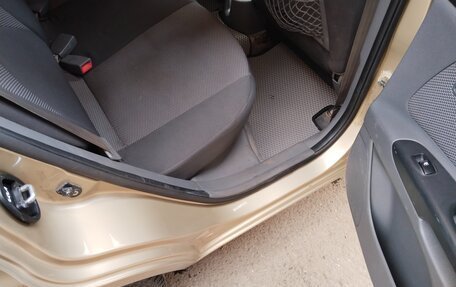 KIA Rio II, 2010 год, 600 000 рублей, 24 фотография