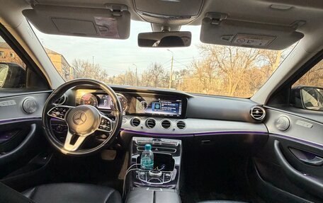 Mercedes-Benz E-Класс, 2019 год, 2 315 000 рублей, 9 фотография