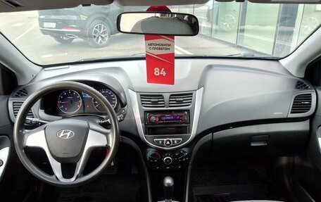 Hyundai Solaris II рестайлинг, 2013 год, 894 000 рублей, 10 фотография