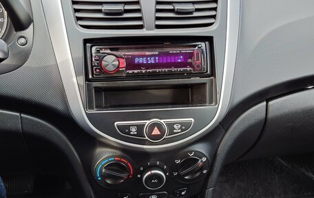 Hyundai Solaris II рестайлинг, 2013 год, 894 000 рублей, 12 фотография