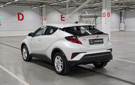 Toyota C-HR I рестайлинг, 2020 год, 2 730 000 рублей, 8 фотография