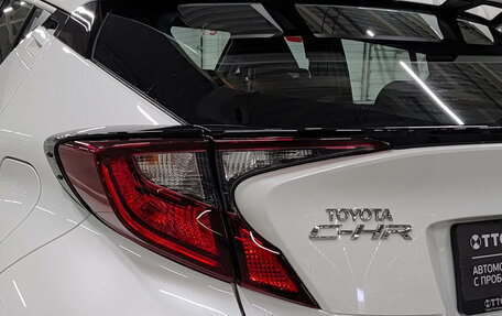 Toyota C-HR I рестайлинг, 2020 год, 2 730 000 рублей, 11 фотография