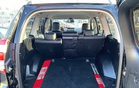 Toyota Land Cruiser Prado 150 рестайлинг 2, 2015 год, 3 600 000 рублей, 9 фотография