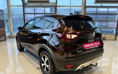 Renault Kaptur I рестайлинг, 2018 год, 1 570 000 рублей, 3 фотография