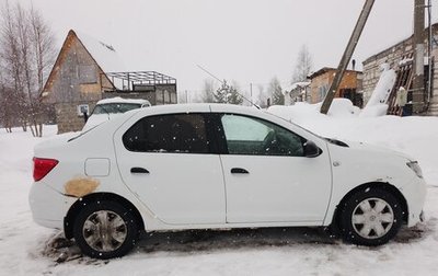 Renault Logan II, 2015 год, 400 000 рублей, 1 фотография