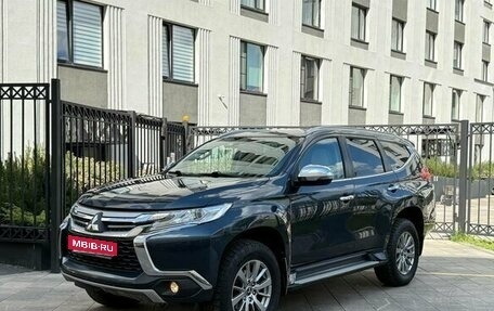 Mitsubishi Pajero Sport III рестайлинг, 2018 год, 3 370 000 рублей, 1 фотография