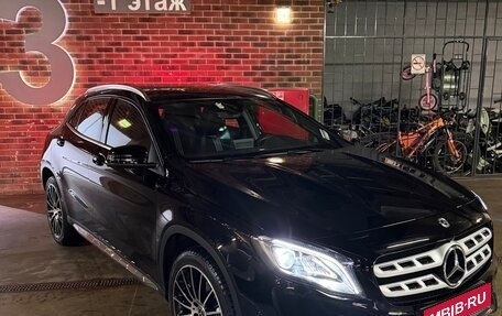 Mercedes-Benz GLA, 2018 год, 2 900 000 рублей, 1 фотография