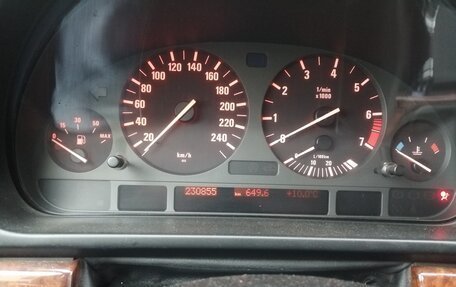 BMW 5 серия, 1997 год, 640 000 рублей, 11 фотография