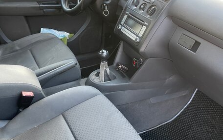 Volkswagen Touran III, 2004 год, 405 000 рублей, 15 фотография