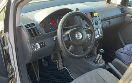 Volkswagen Touran III, 2004 год, 405 000 рублей, 11 фотография