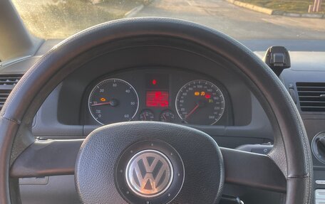 Volkswagen Touran III, 2004 год, 405 000 рублей, 12 фотография