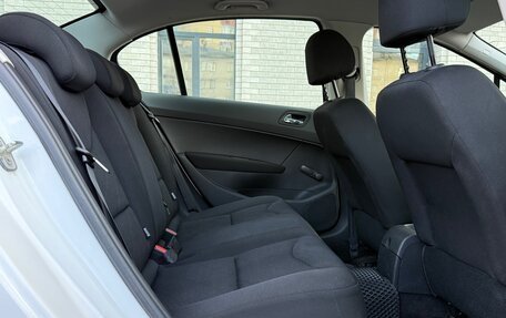 Peugeot 408 I рестайлинг, 2014 год, 699 000 рублей, 13 фотография