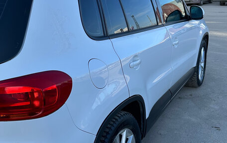 Volkswagen Tiguan I, 2011 год, 1 330 000 рублей, 10 фотография