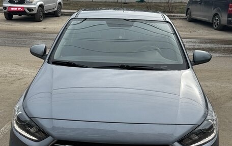 Hyundai Solaris II рестайлинг, 2017 год, 1 280 000 рублей, 2 фотография