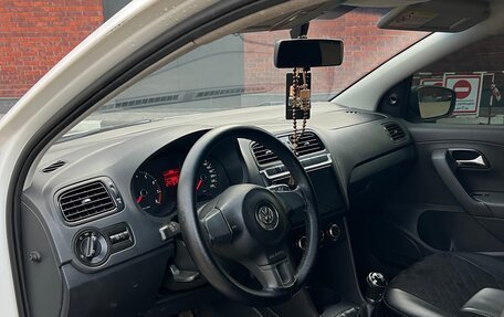 Volkswagen Polo VI (EU Market), 2010 год, 465 000 рублей, 11 фотография