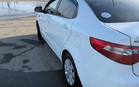 KIA Rio III рестайлинг, 2013 год, 850 000 рублей, 4 фотография