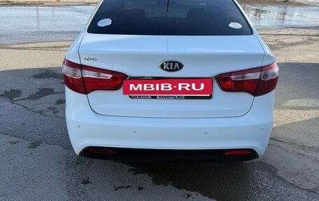 KIA Rio III рестайлинг, 2013 год, 850 000 рублей, 5 фотография