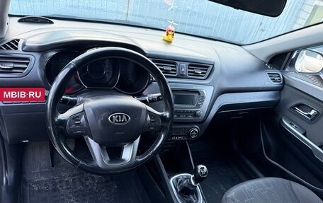 KIA Rio III рестайлинг, 2013 год, 850 000 рублей, 8 фотография